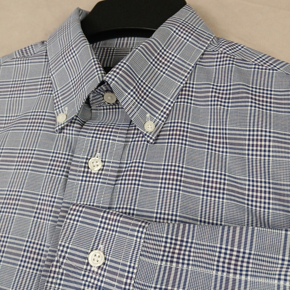 Jos A Bank Traveler Medium Mens Shirt Button Down Long Sleeve Plaid 22x28 Purple